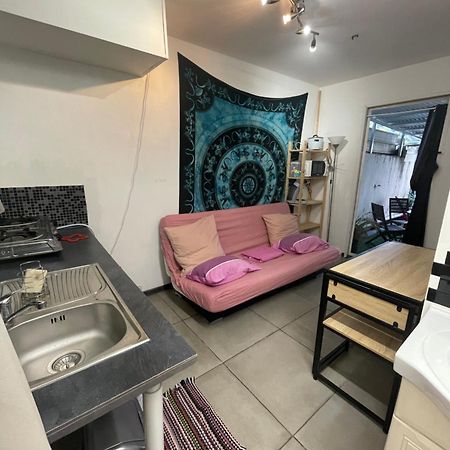 Mobilhome Pour 2 Personnes Le Tampon Bagian luar foto