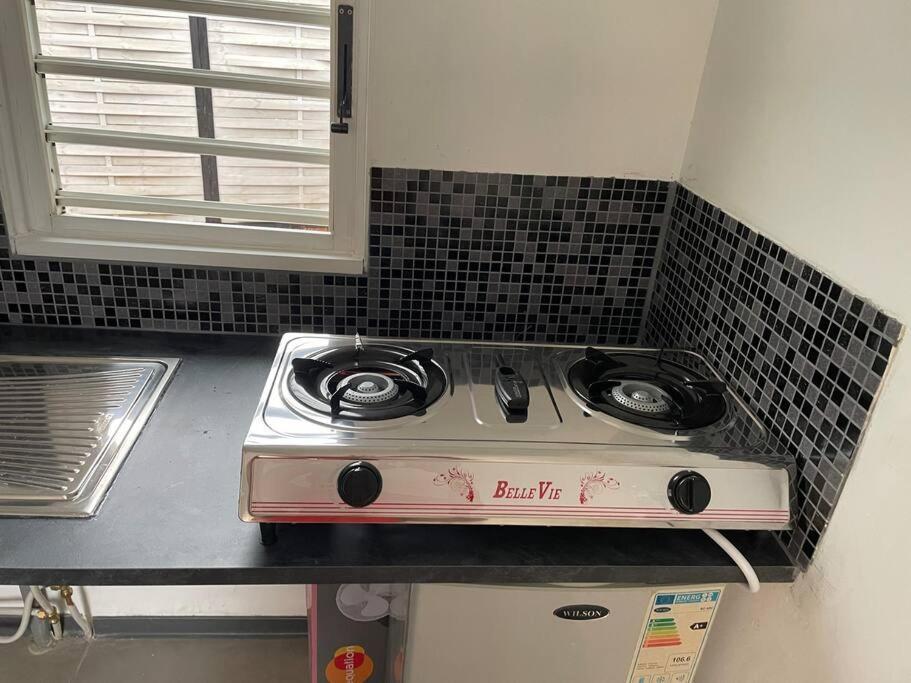 Mobilhome Pour 2 Personnes Le Tampon Bagian luar foto